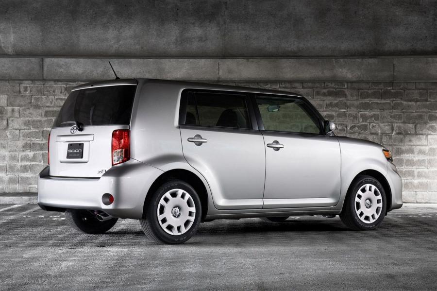  Scion xB 2011 года  (фото 4 из 58)